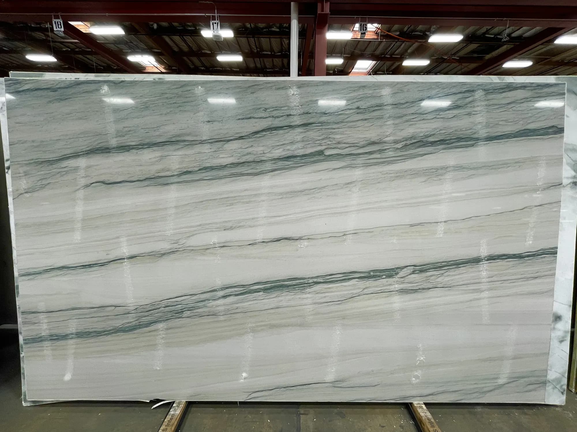 Stone slab chosen at the stone yard